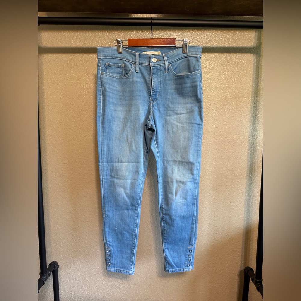 Levi’s 311 Shaping Skinny Jeans Womens Size 29